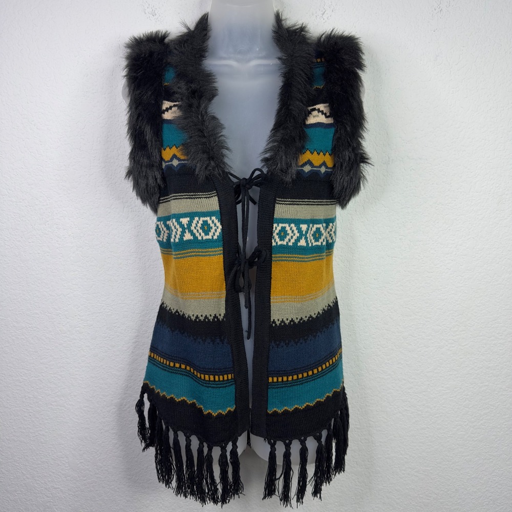 Powder River Outfitters Vest Womens S Faux Fur Fringe Southwestern Cowgirl Aztec